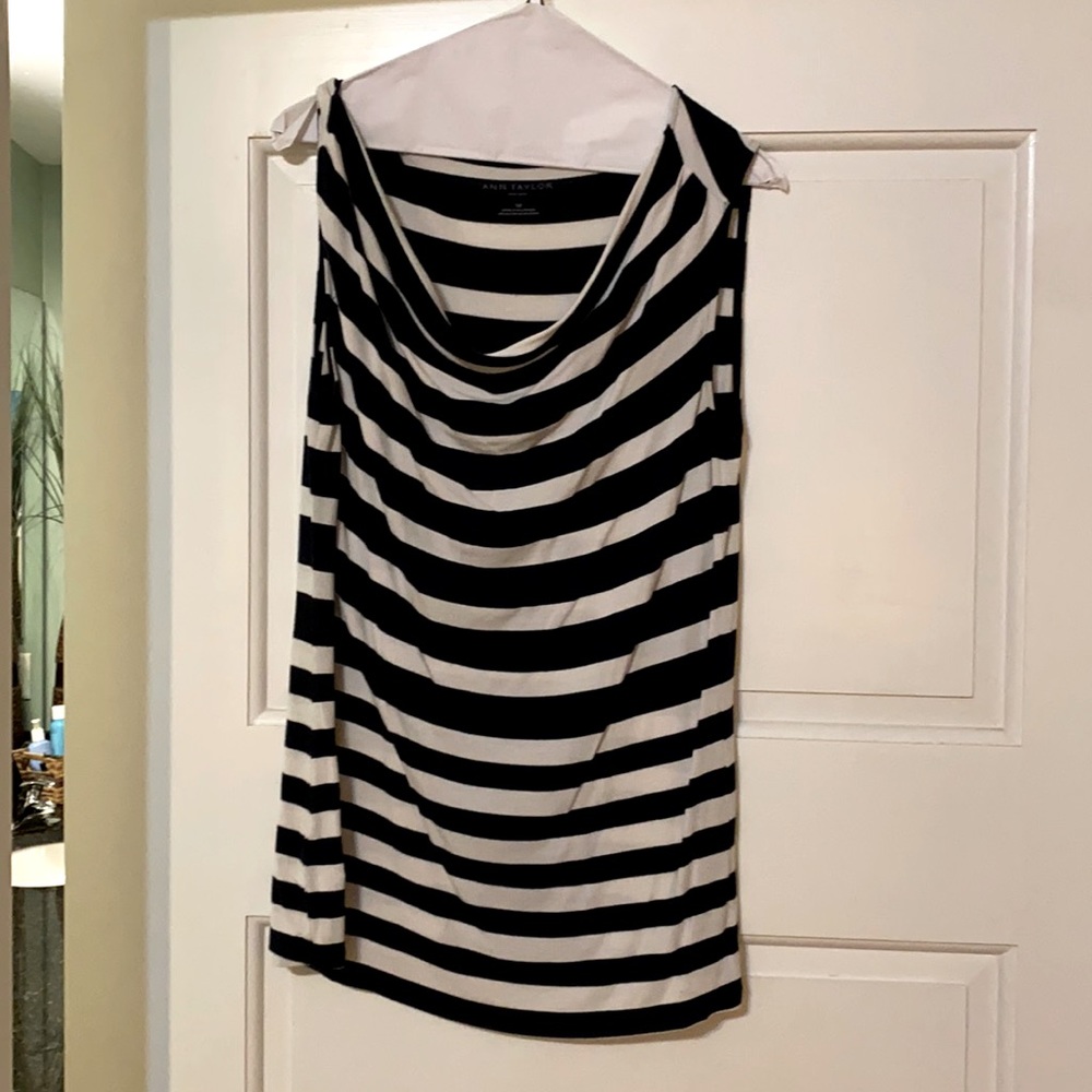 Ann Taylor Factory navy and white sleeveless top